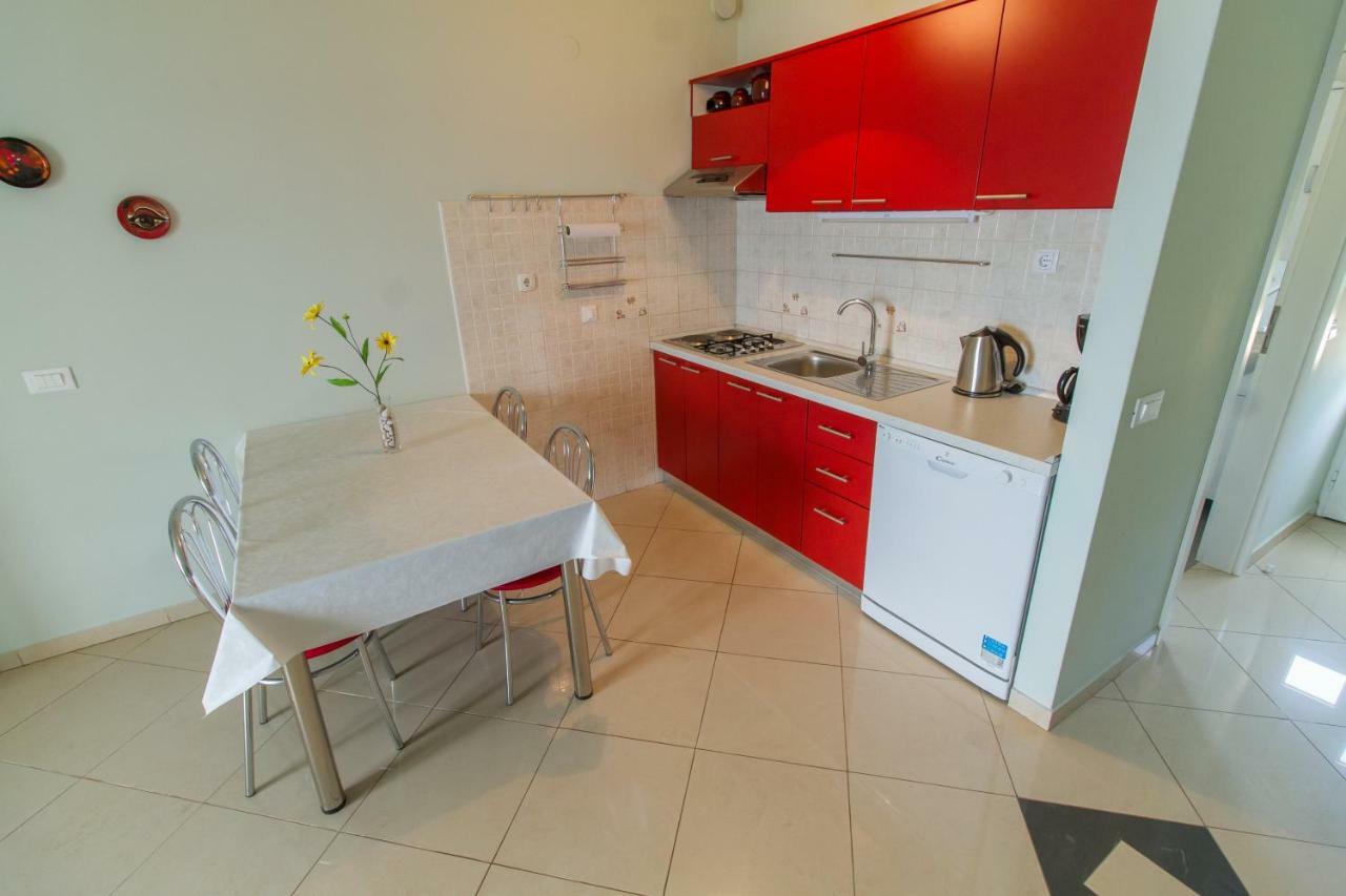 Ivana Apartment *