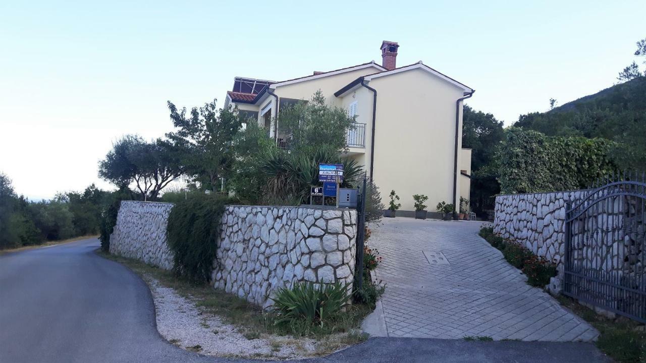 Apartament Ivana Ravni